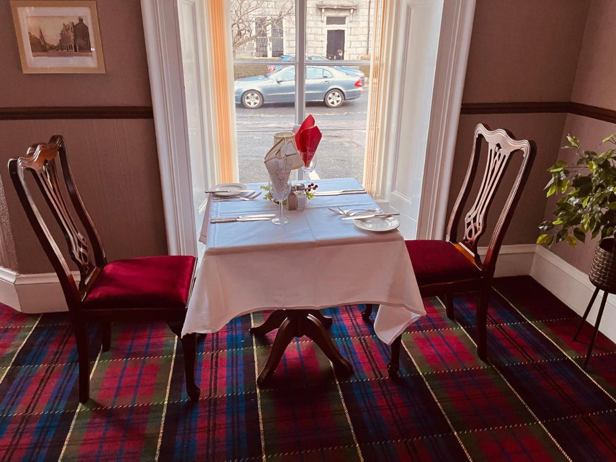 โรงแรมคินทอร์ อาร์มส์ Inverurie ภายนอก รูปภาพ