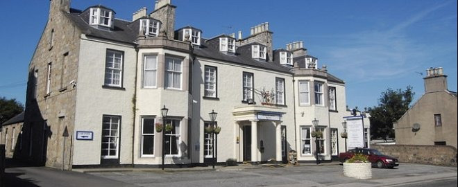 โรงแรมคินทอร์ อาร์มส์ Inverurie ภายนอก รูปภาพ