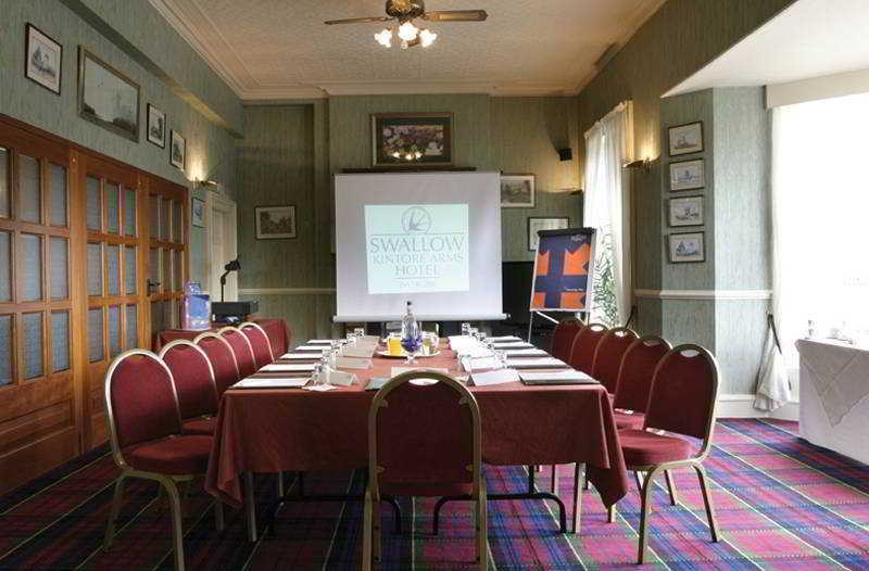 โรงแรมคินทอร์ อาร์มส์ Inverurie ภายนอก รูปภาพ